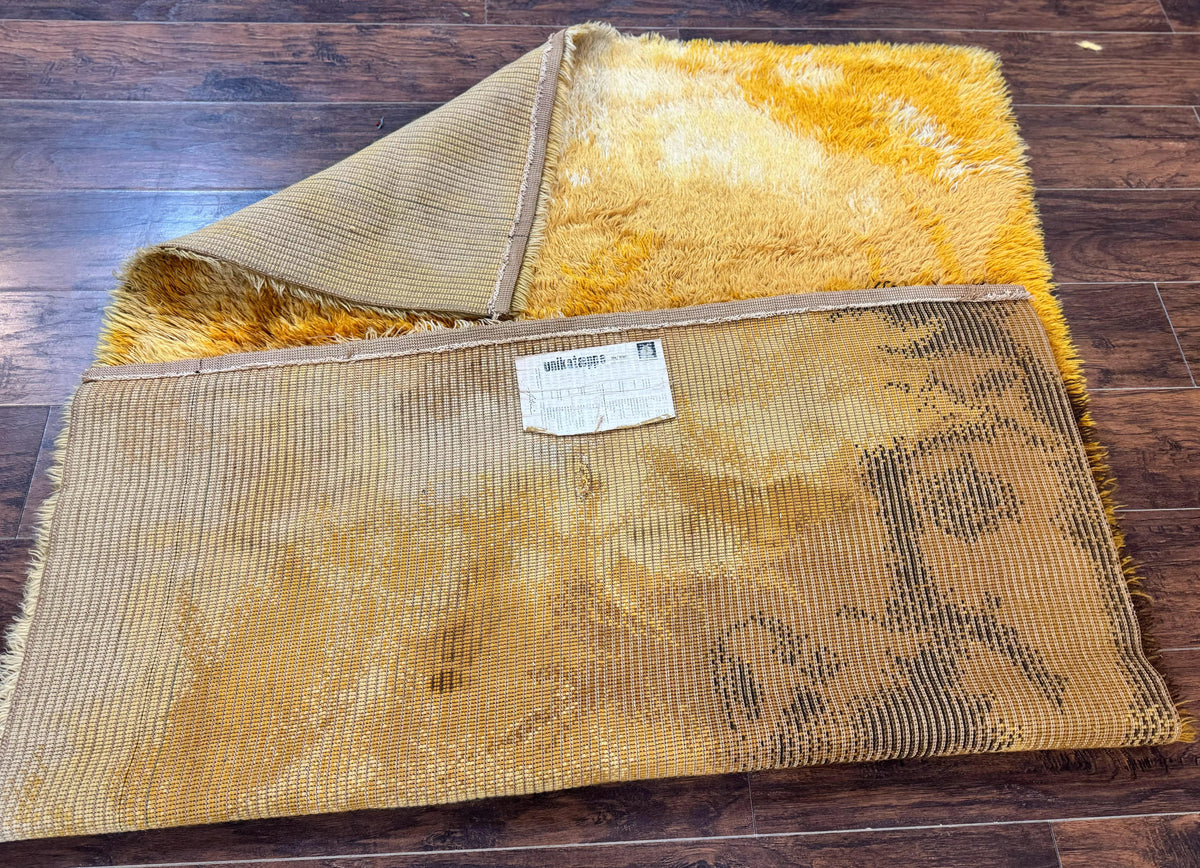 Rya Shag Rug 4.6 x 6, Shades of Yellow, Mid Century Vintage Carpet