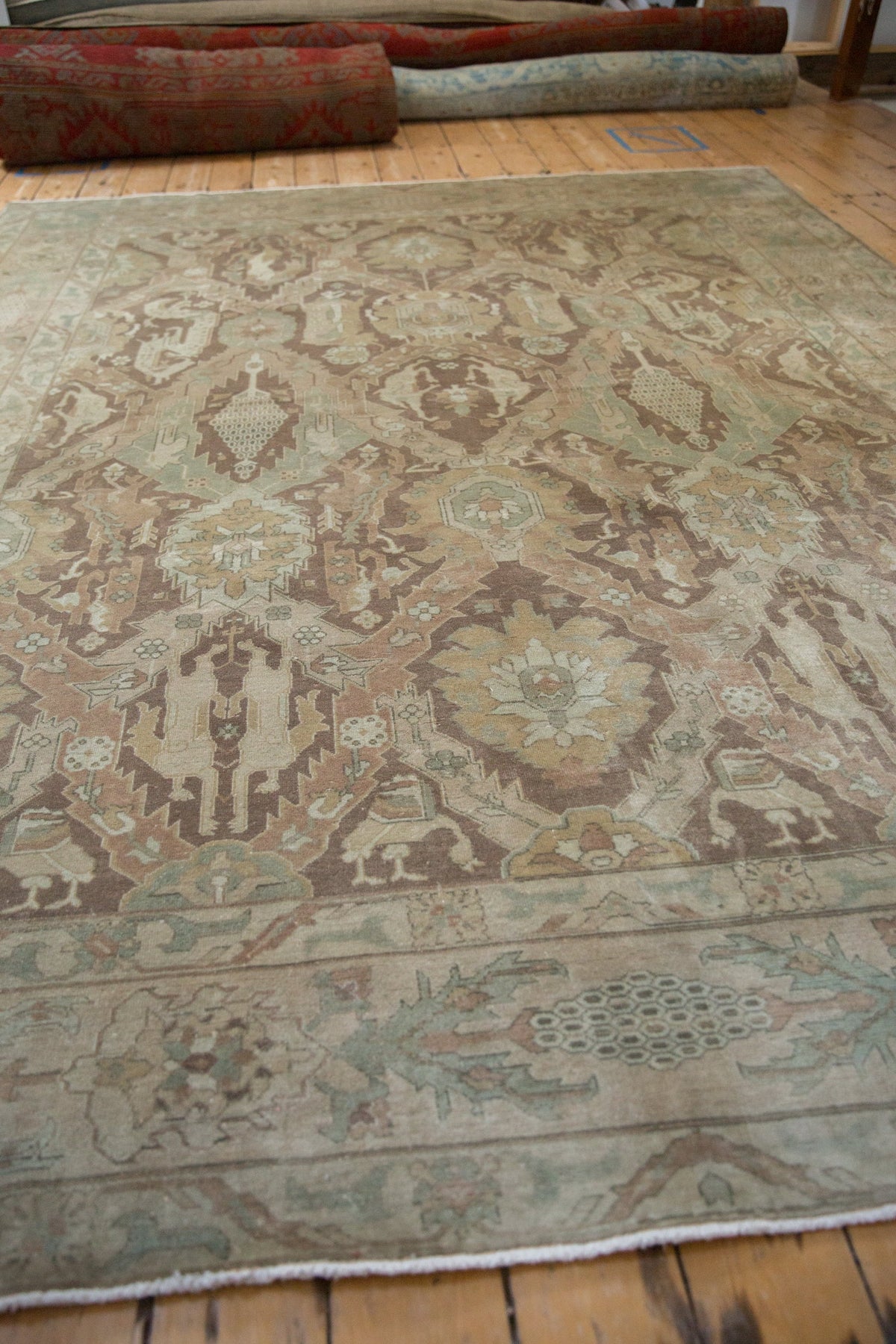 8x10.5 Vintage Distressed Sivas Carpet
