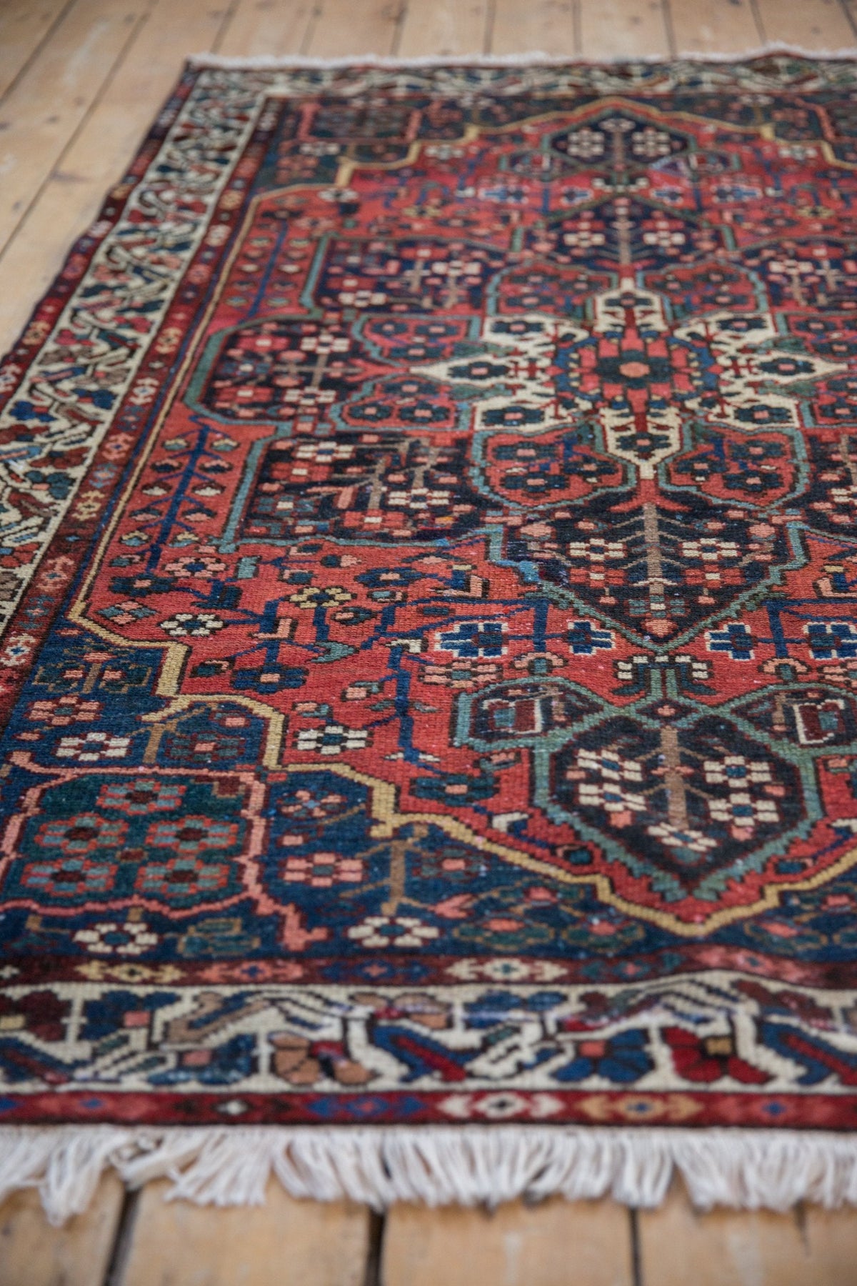 4.5x6.5 Vintage Baktiari Rug